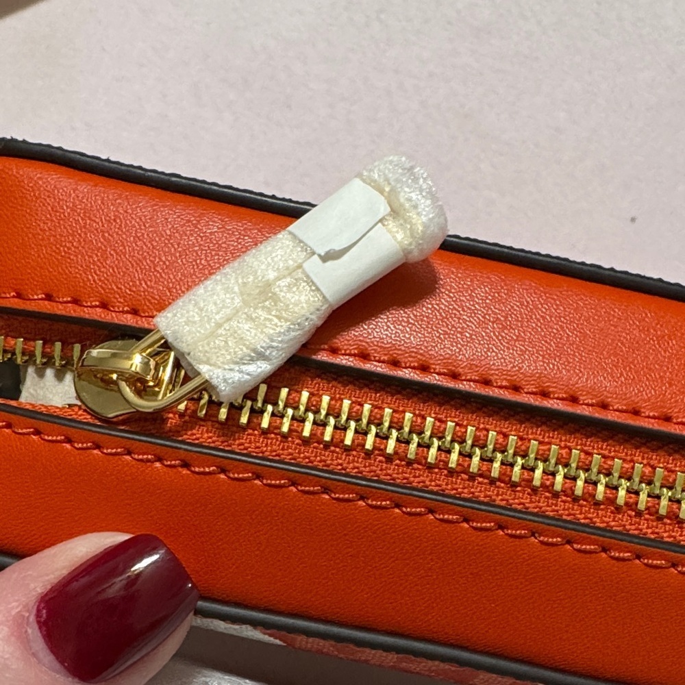 Michael Kors Orange/Red and White Dot Crossbody Bag NWT Jet Set - Picture 5 of 7